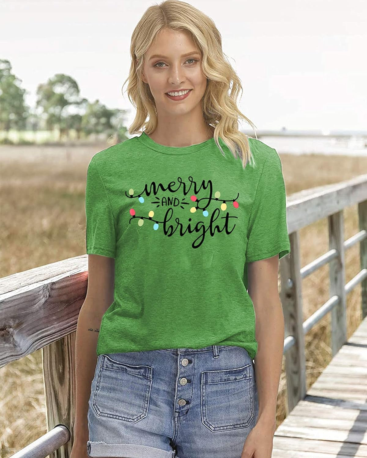 Christmas Shirt Merry and Bright Christmas Lights T-Shirts Women Xmas Lights Graphic Shirts Merry Christmas Holiday Top